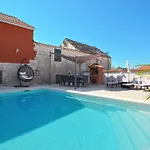 Islander House With Pool Semesterbostad *