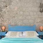 Islander House With Pool بيت للعطل