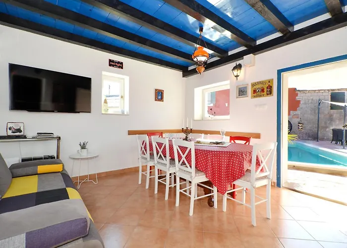Islander House With Pool Holiday home Trogir