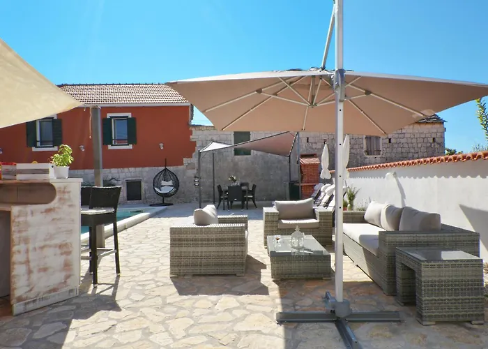 Holiday home Islander House With Pool Trogir