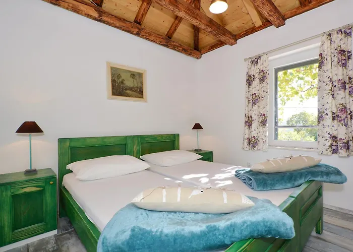 Holiday home Islander House With Pool *